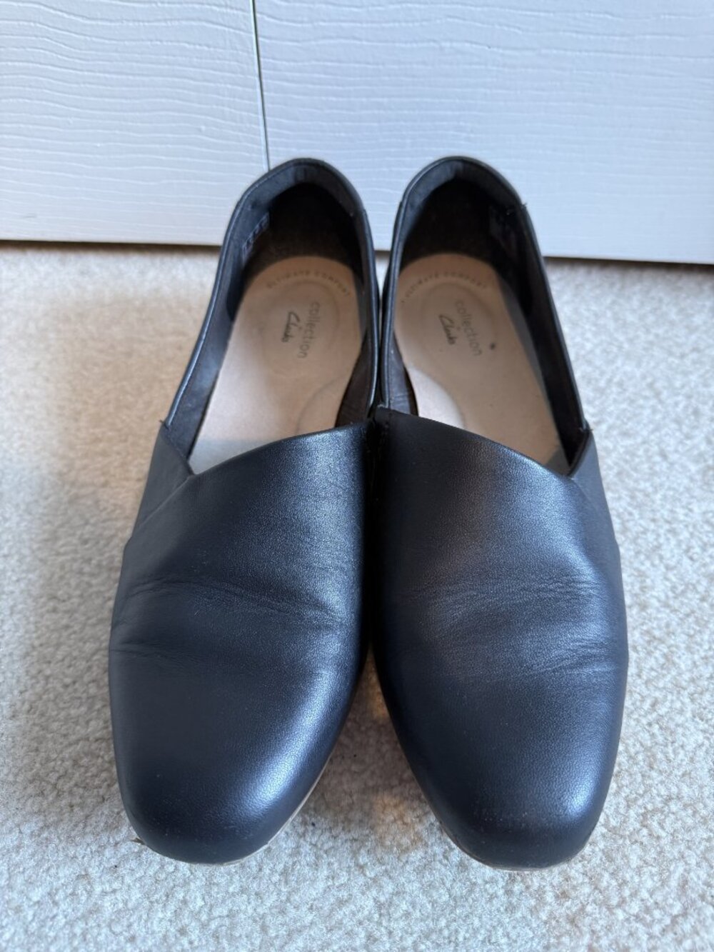 Clarks Collection Juliet Palm Black Leather Loafers Slip On Womens Size 8.5